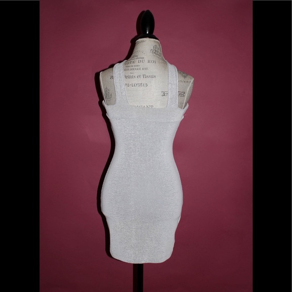 Guess by Marciano mini bodycon halter dress - Picture 4 of 7